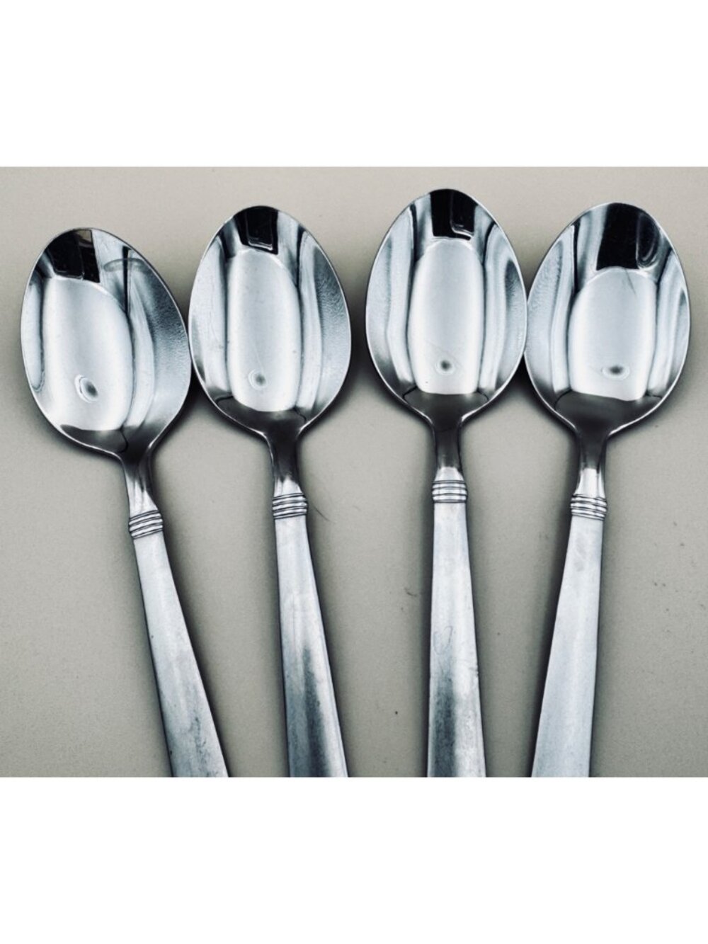 4 Wallace Stainless NAPOLI FROST Oval Soup Spoons 18/10 Flatware Set - Picture 4 of 8